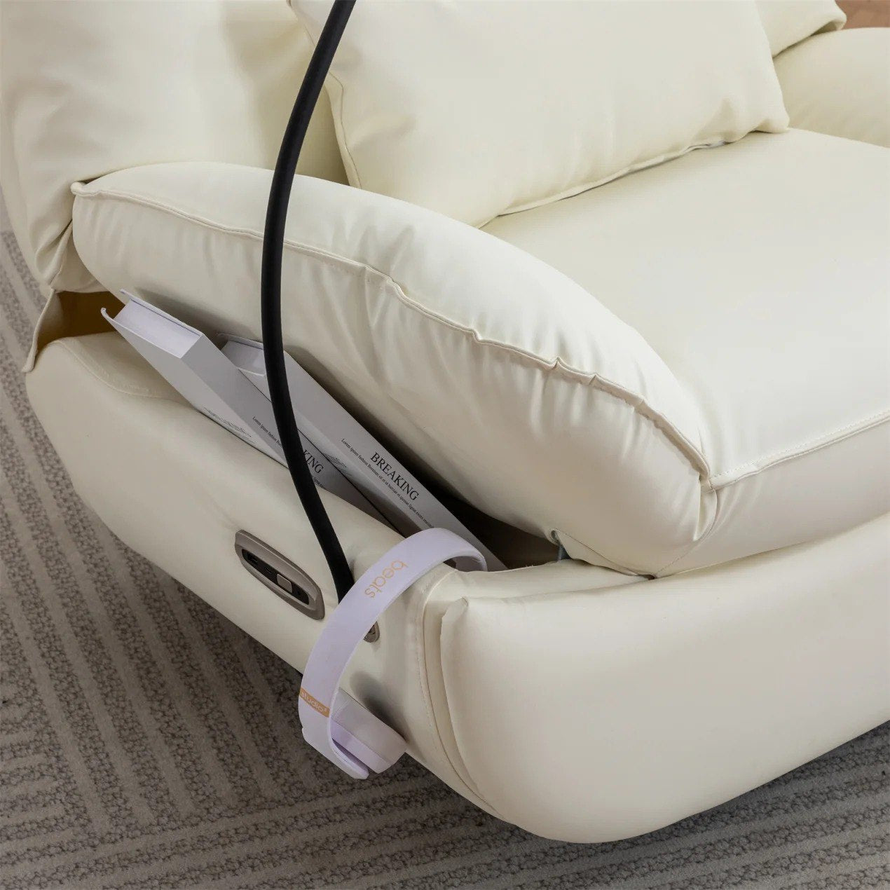 Luxury Oversized Smart Recliner – Redefining Modern Comfort